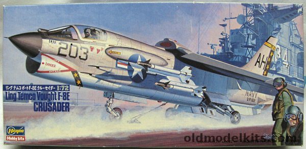 Hasegawa 1/72 F-8E Crusader  - VF-162 'Hunters' USS Oriskany / USMC VMF(AW)-312 Checkerboards / French Navy Flottille 12F, 710 plastic model kit